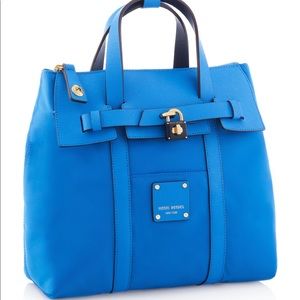 Henri Bendel Mini Jetsetter- Blue and Navy - EUC!